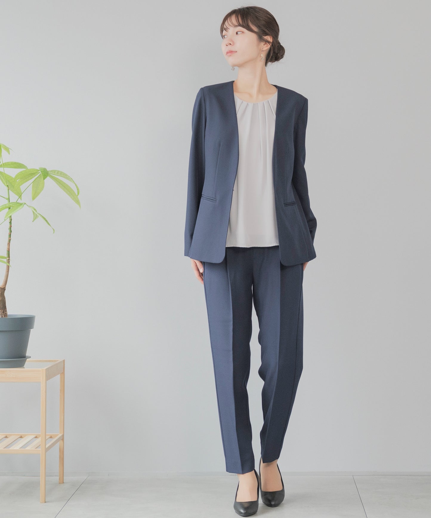 洗える × 防シワ ノーカラー テーパードセットアップ