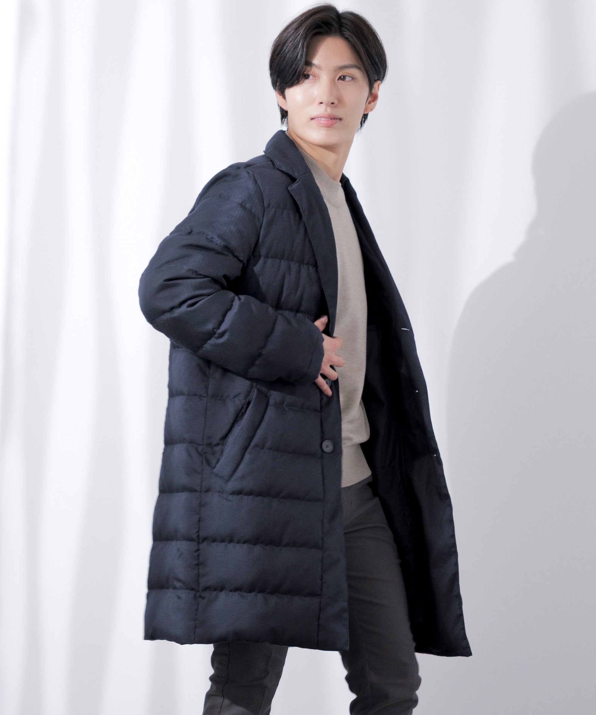 A-18)ミリタリー、テーラードダウンコート(40)MOON IN WELLS A-18)ミリタリー、テーラードダウンコート(40)MOON IN WELLS