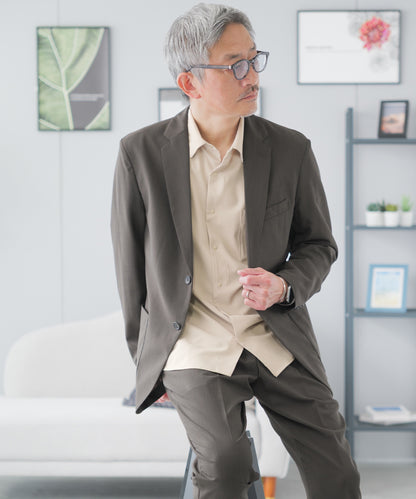 スナップボタン レギュラーカラーシャツ