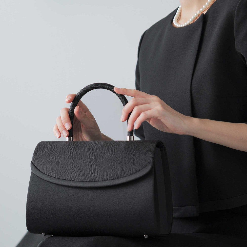 西陣織流れ縞模様 フォーマルバッグ