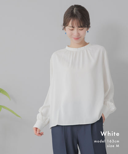 [Festinalente] マットサテンスタンドブラウス