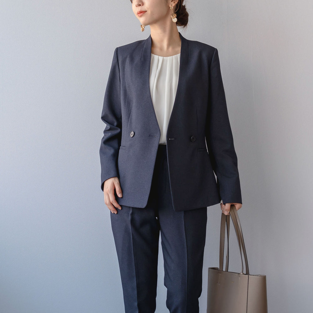 ストレスフリー ノーカラー ダブル セットアップ パンツスーツ