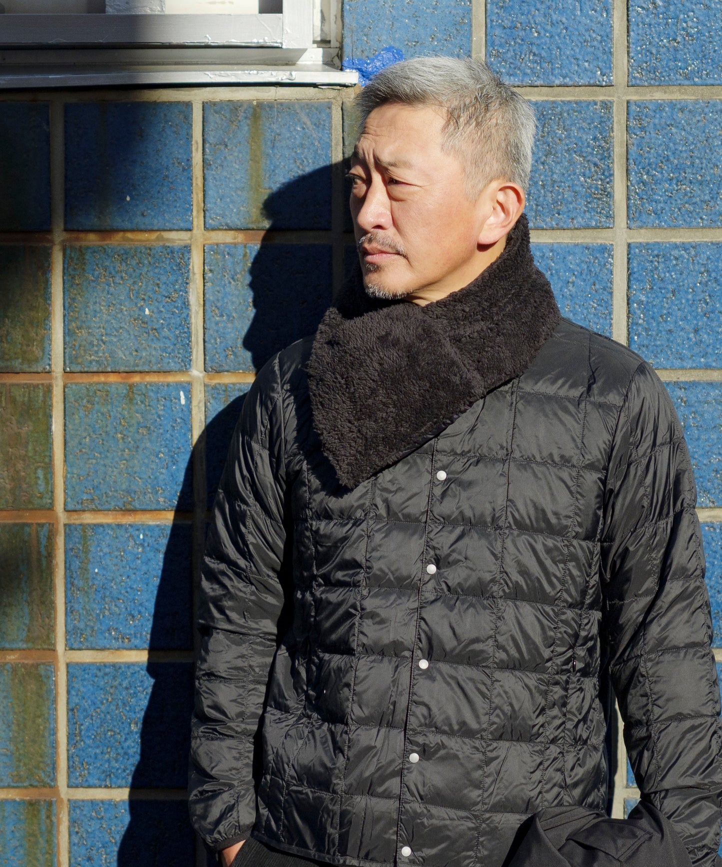 [TAION] リバーシブルダウンマフラー(TAION-R201CL）